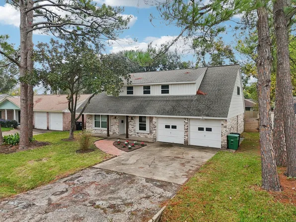 10647 Hazelhurst Dr, Houston, TX 77043