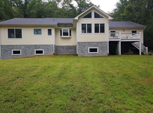 1652 Deer Trail Lakes Dr, Clarkesville, GA 30523