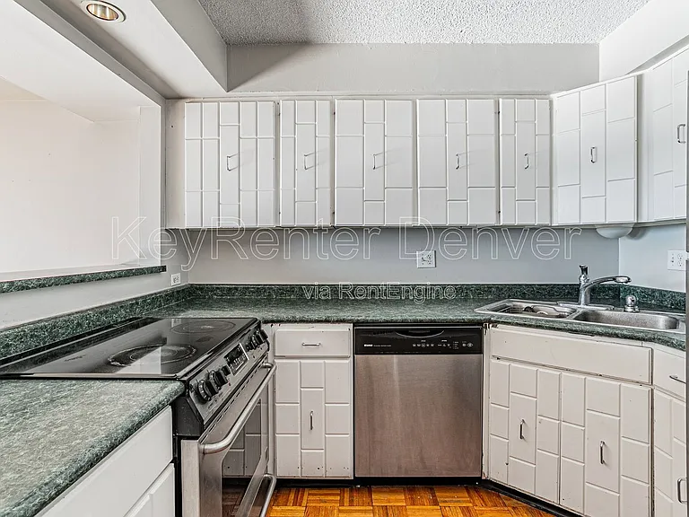 740 N Pearl St #804 — Photo 15