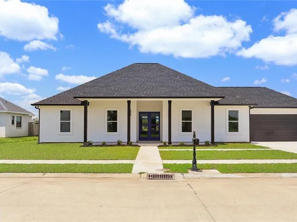 115 Beau Place Blvd, Des Allemands, LA 70030