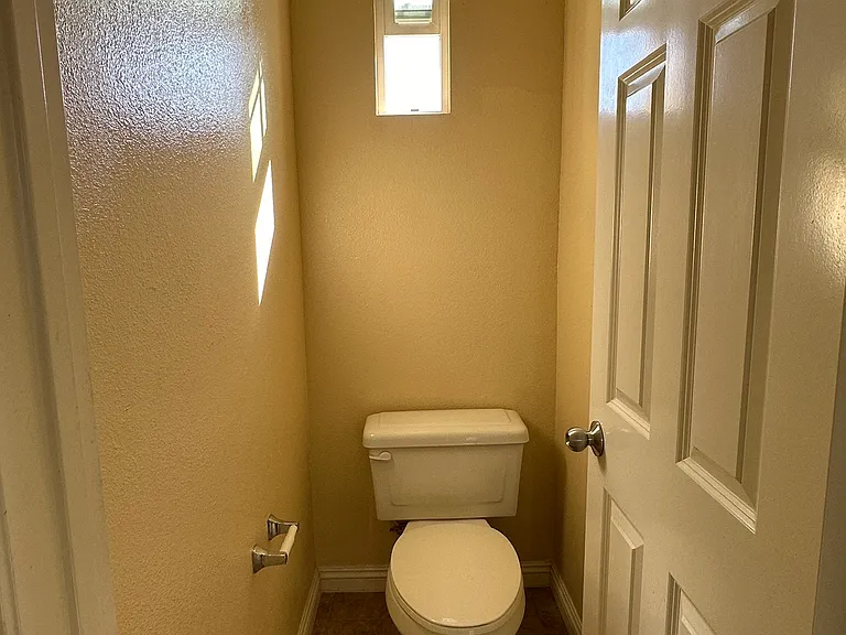 3880 Polk St #E — Photo 17