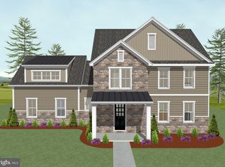 2024 Melody Ln #7, Lancaster, PA 17601