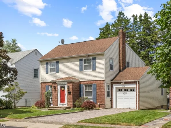 33 Mapes Ave, Nutley Twp., NJ 07110