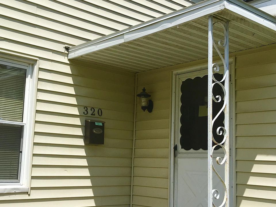 1st image of 320 Texas Ave