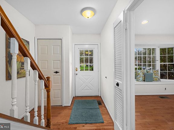 5th image of 6035 Bonnie Bern Ct