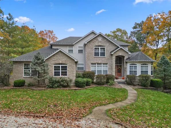 477 Winding Woods Dr, Troy, MO 63379