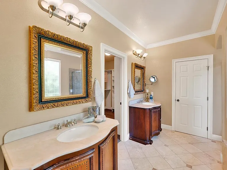 109 Palomares Ct — Photo 25