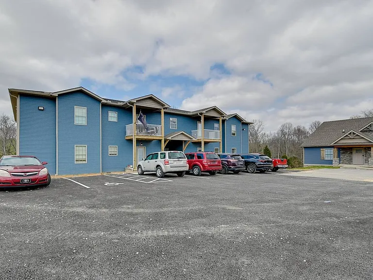 4977 Veterans Memorial Hwy — Photo 19