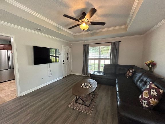 5th image of 120 Grandview Dr