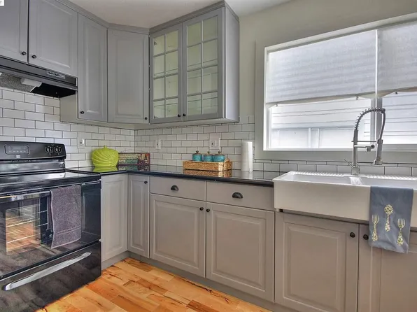 1209 Macarthur Blvd, Oakland, CA 94610