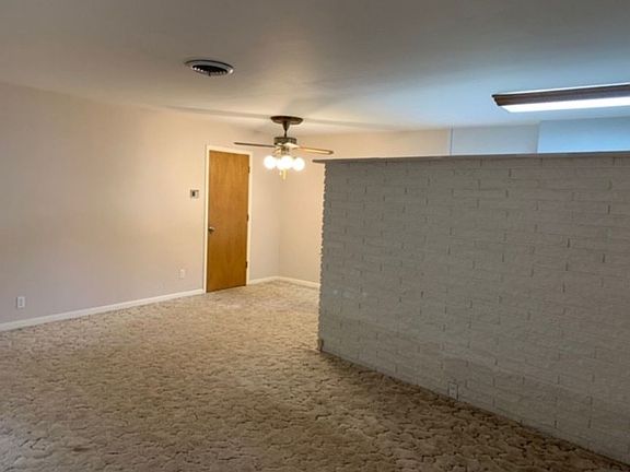 5th image of 4519 Creekmoor Dr