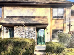 191 Hampshire Dr, Plainsboro, NJ 08536