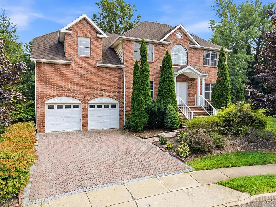 33 Melbloum Ln