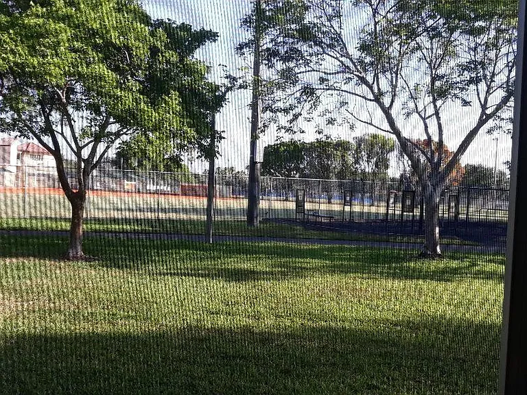 1081 Coral Club Dr — Photo 22