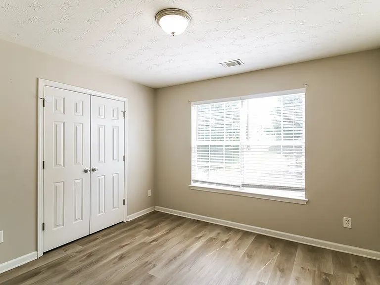 2530 Walter Way — Photo 13