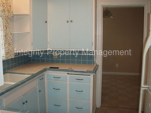 3rd image of 816 113th St S