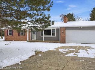 8511 Krouse Rd, Ovid, MI 48866