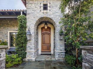 17 Mountain Wood Ct, Hillsborough, CA 94010