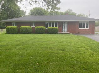 913 Mullinix Rd, Greenwood, IN 46143