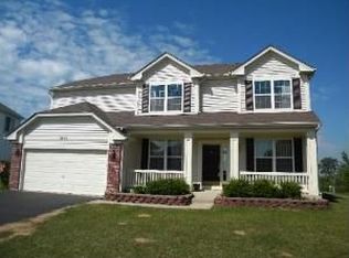 9715 Newton Rd, Huntley, IL 60142