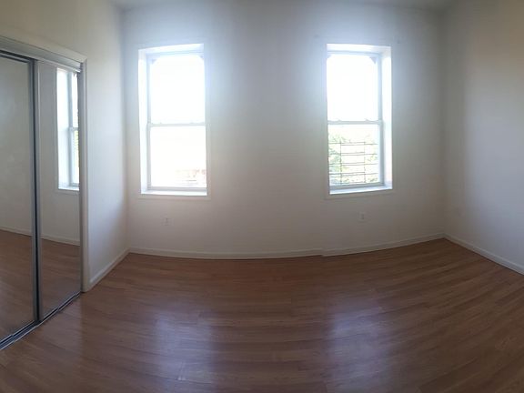 4th image of 396 N 5th St #1