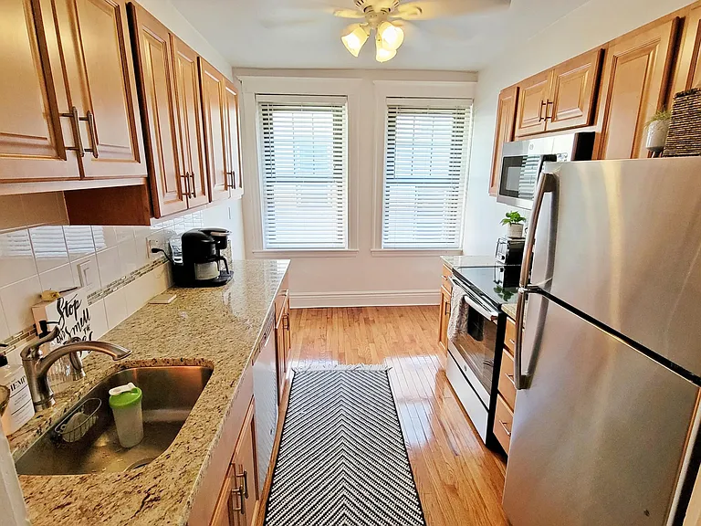 1754 Commonwealth Ave #8 — Photo 4