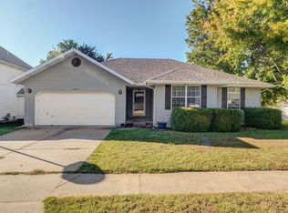 3064 W Darby St, Springfield, MO 65810