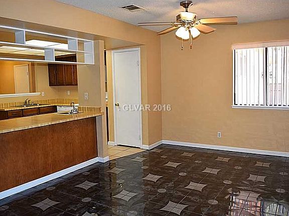 5th image of 1120 Woodbridge Dr