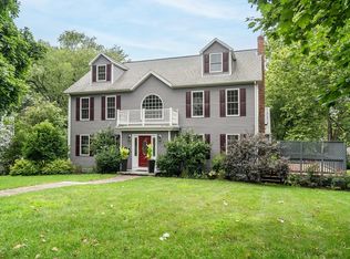 28 Kendall Rd, Lexington, MA 02421