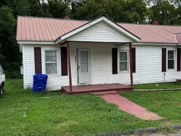 304-306 E 1st St, Lexington, NC 27292