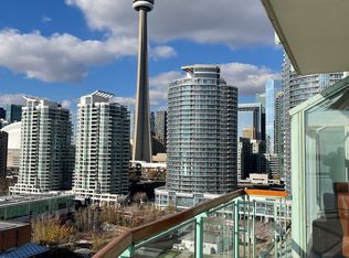 211 Queens Quay W #1108, Toronto, ON M5J2M6