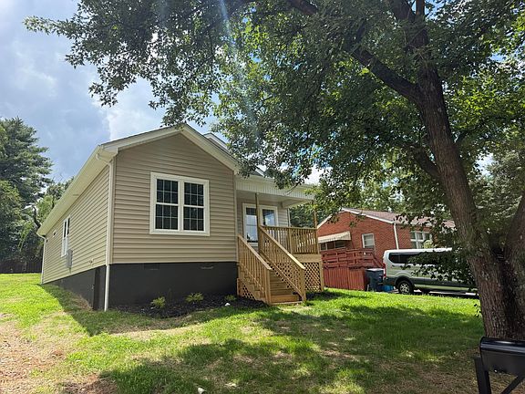 2nd image of 3432 Signal Hill Ave NW