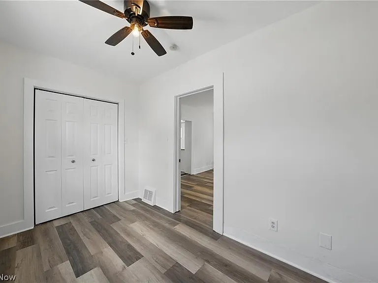 2471 Tremont Ave #DOWN — Photo 12