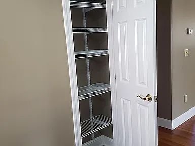 3rd image of 1104 Smithfield St #3