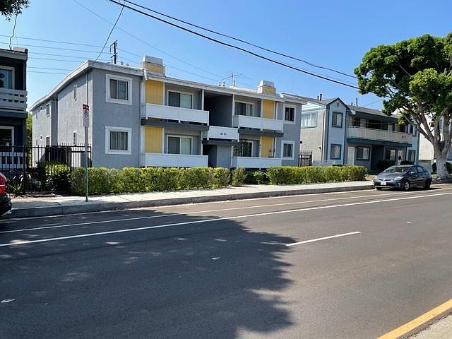 1st image of 6701 W 86th Pl #204