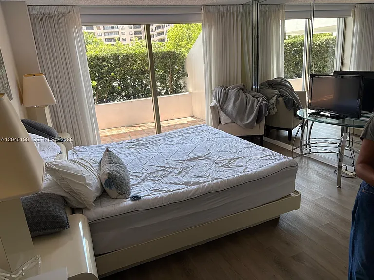 199 Ocean Lane Dr #113 — Photo 9