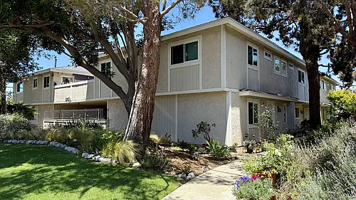 1872 Monrovia Ave #A8 Photo 1