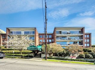 530 W Olympic Pl APT 103, Seattle, WA 98119