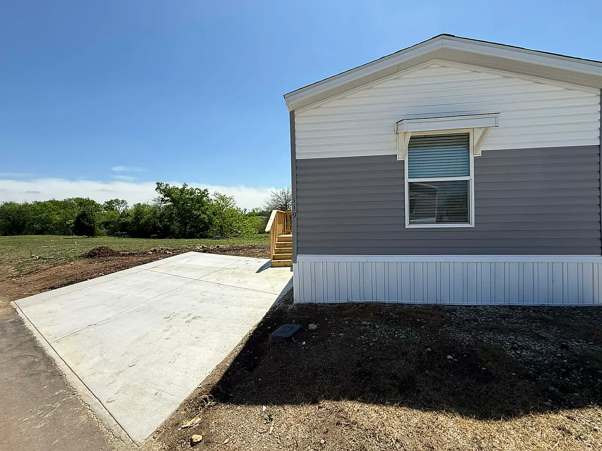 Building Photo - 100 Parma Ct #POND119