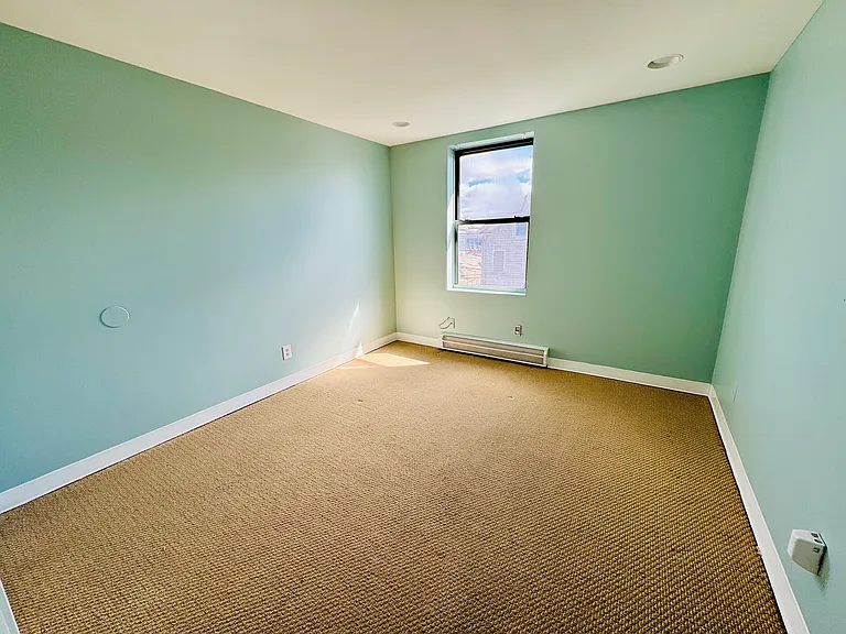 120 Spruce St #15 — Photo 9