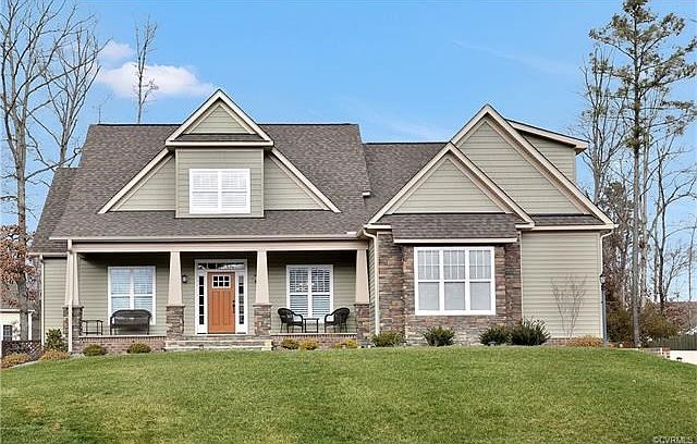 Great Curb Appeal!!  9106 Lady Anne Lane!  The Woods at Summerford subdivision