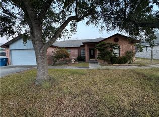 2406 Oak Brook Dr, Portland, TX 78374