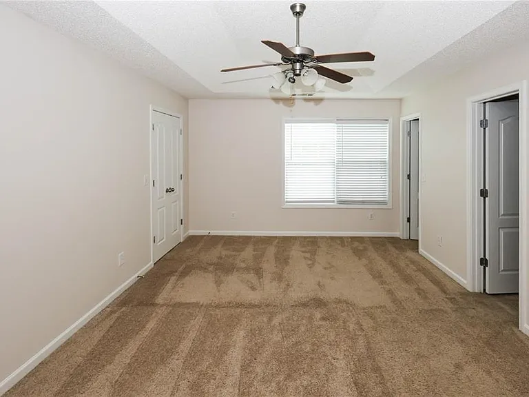 7705 Commerce Ct — Photo 17