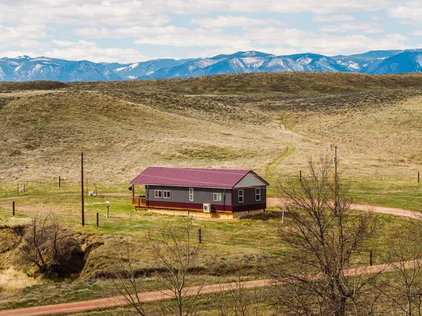 188 Early Creek Rd Unit B, Ranchester, WY 82839