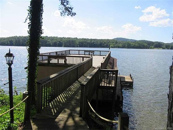 2nd image of 142 Hattaway Cir #866