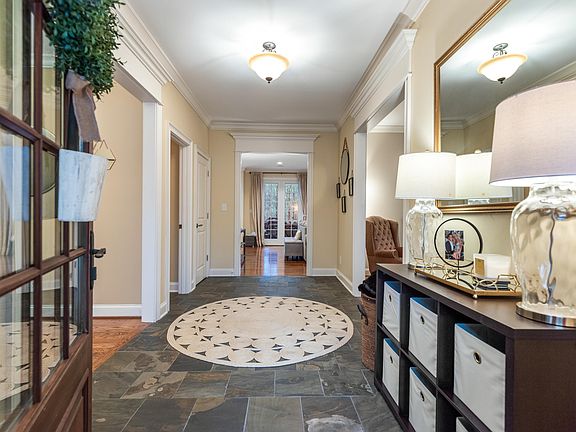 4th image of 3091 Mountain Pointe Dr NW