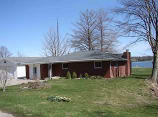 2688 N Lakeview Dr, Warsaw, IN