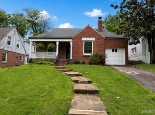 10 Burroughs Ln, Saint Louis, MO 63124