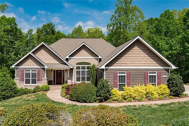 1st image of 1552 Brookstone Dr