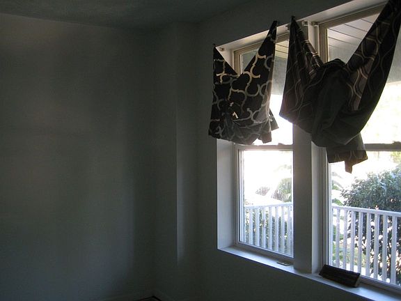 4th image of 608 E South St